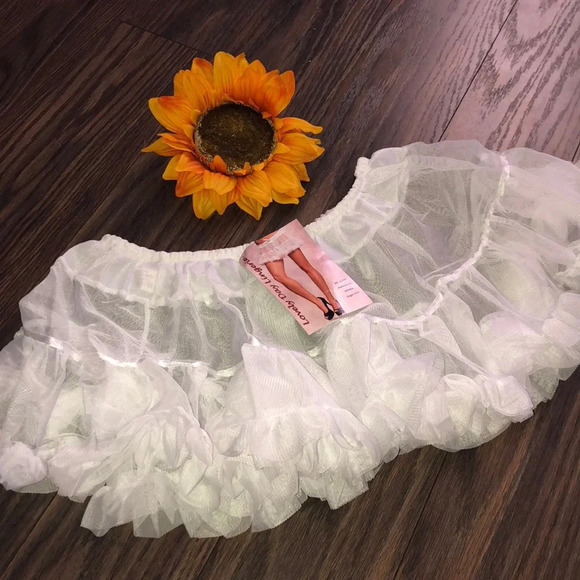🌻5/$25🌻Lovely Day Lingerie Petticoat OSFM - Picture 2 of 4
